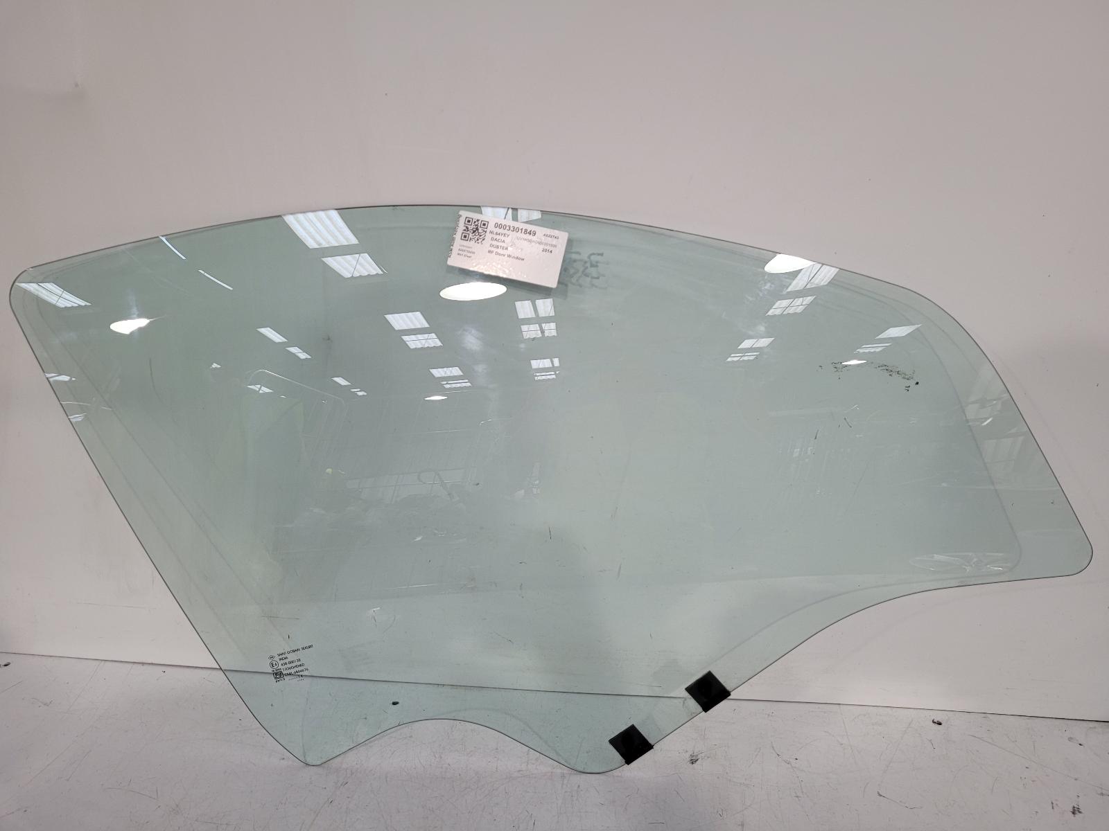 View Auto part RF Door Window Dacia Duster 2014