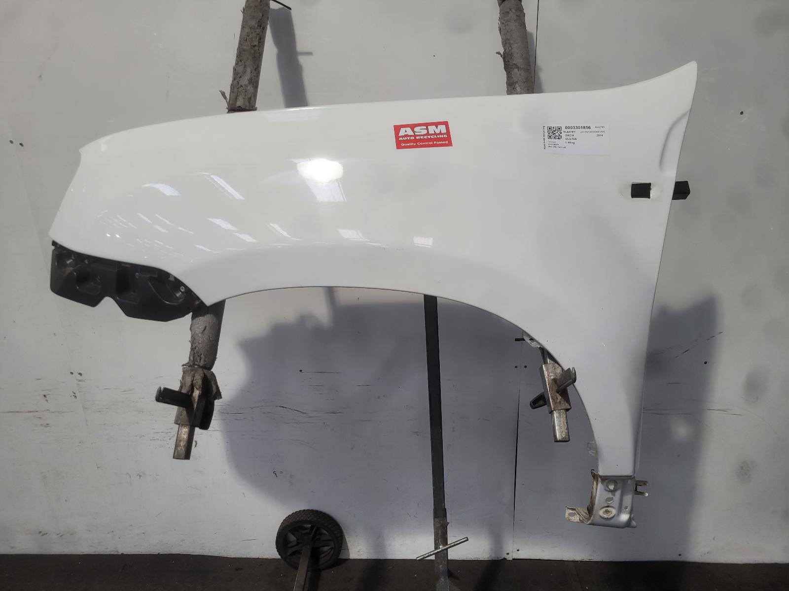 View Auto part L Wing Dacia Duster 2014