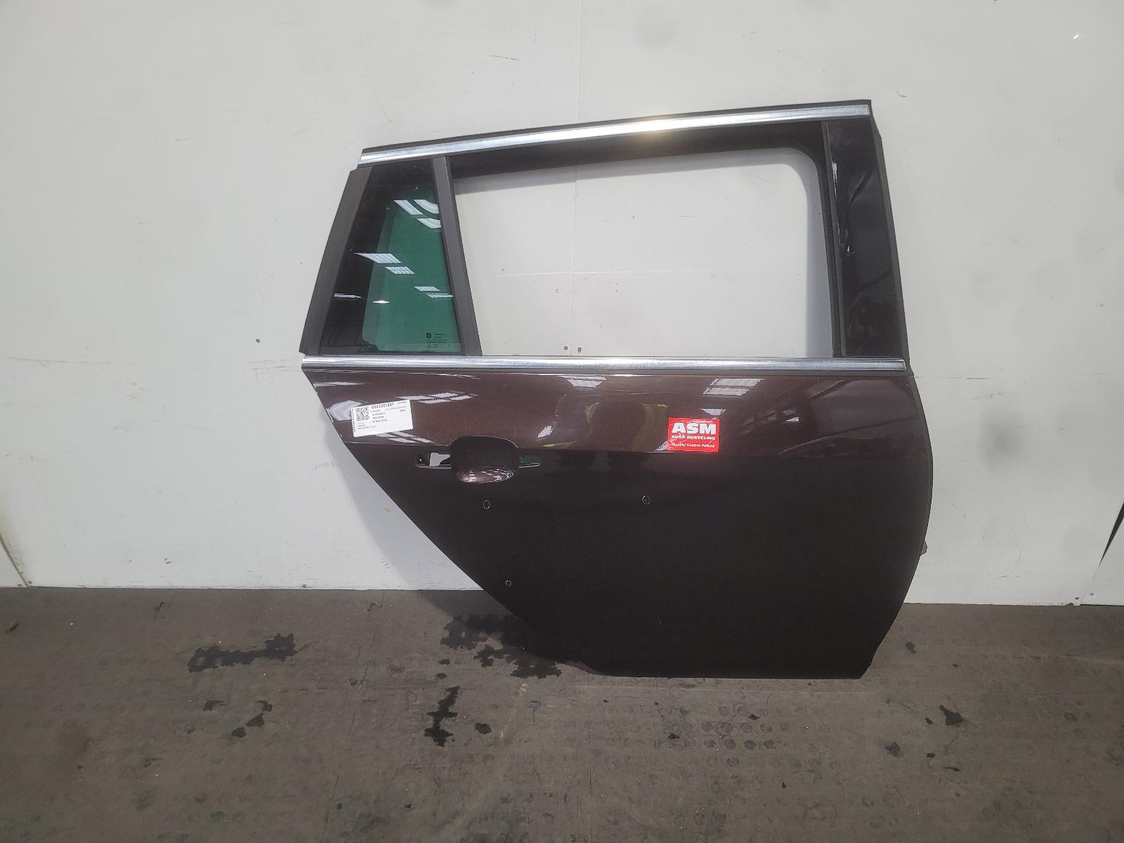 View Auto part R Rear Door Vauxhall Insignia 2016