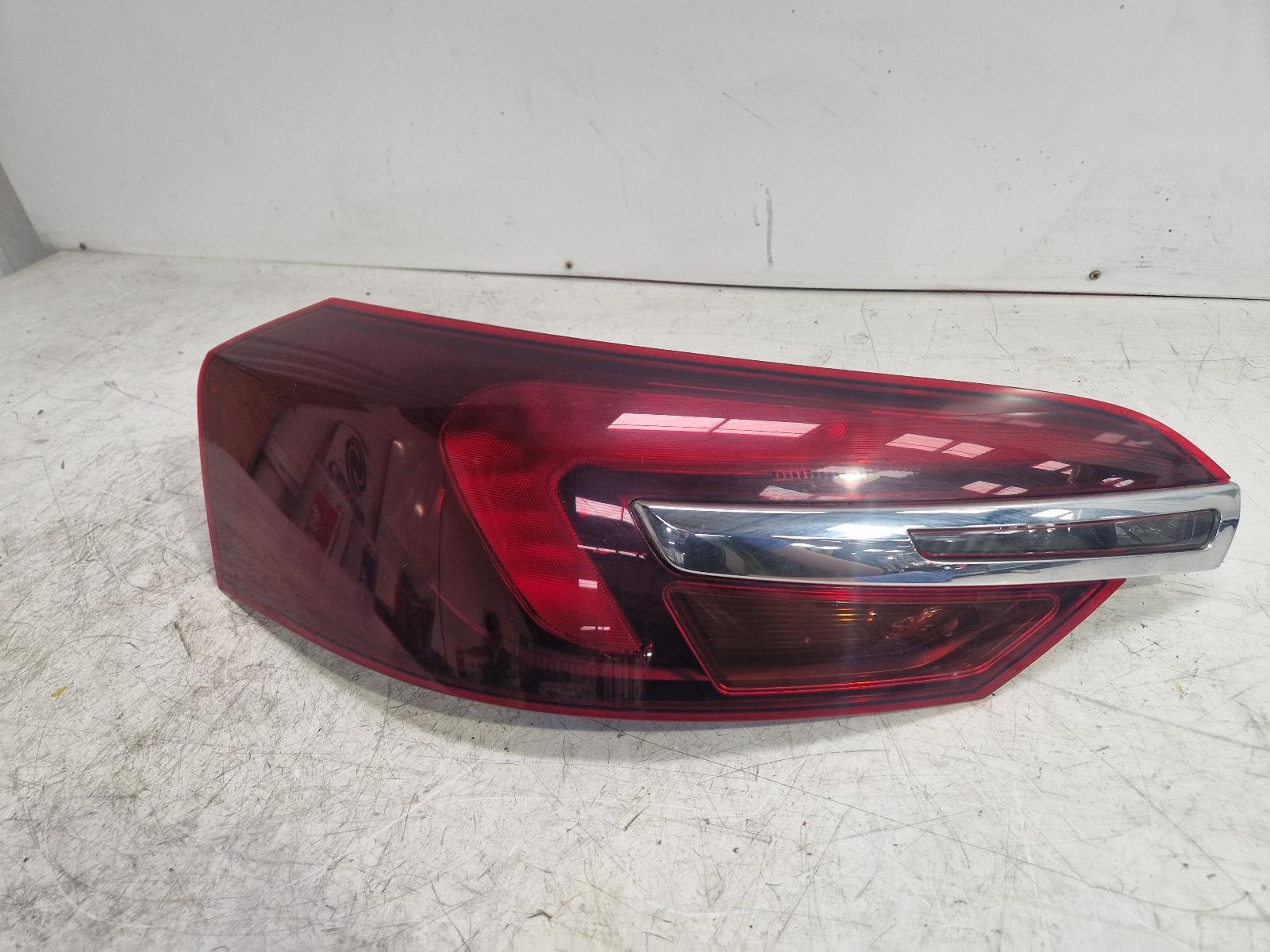 View Auto part L Taillight Vauxhall Insignia 2016