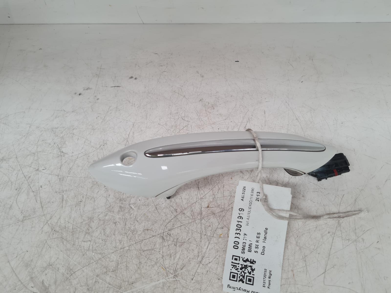 View Auto part Door Handle Bmw 5 Series 2013