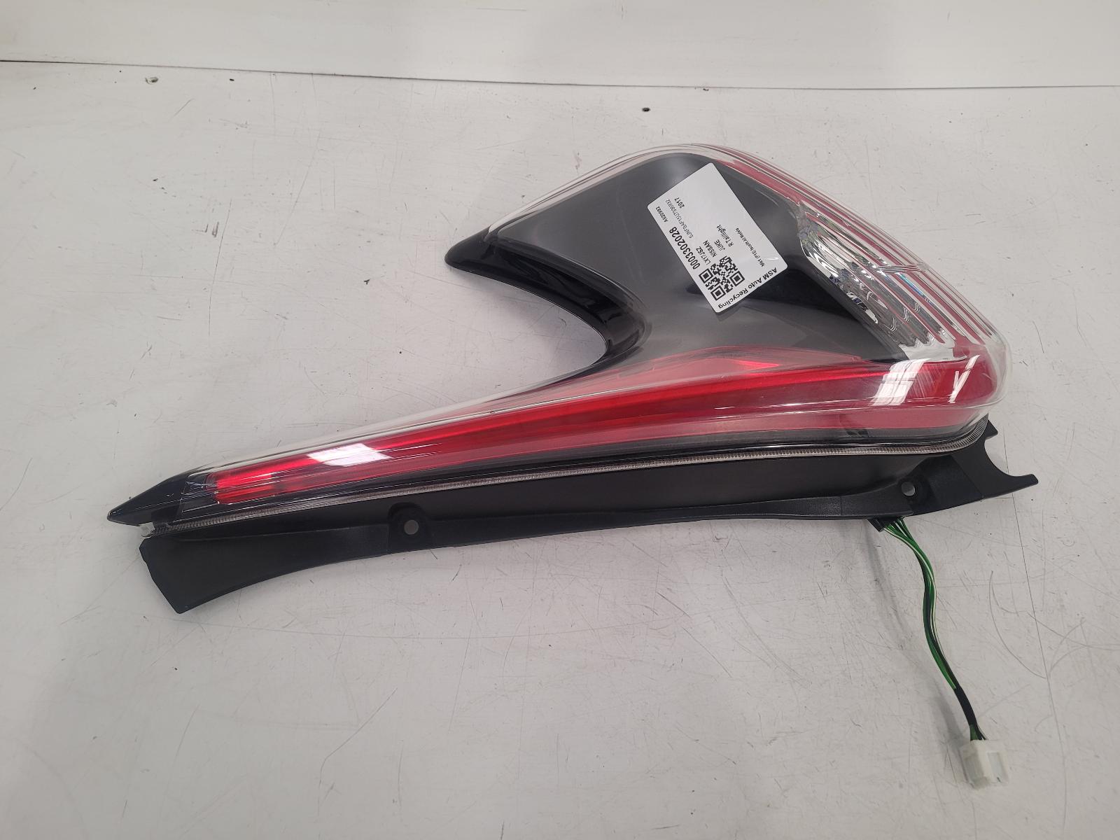 View Auto part R Taillight Nissan Juke 2017