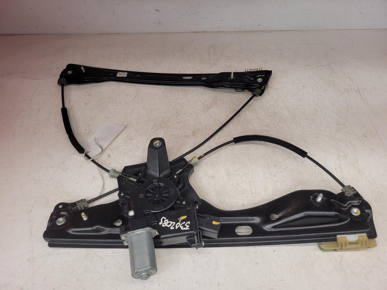 View Auto part RF Window Regulator Vauxhall Astra 2016