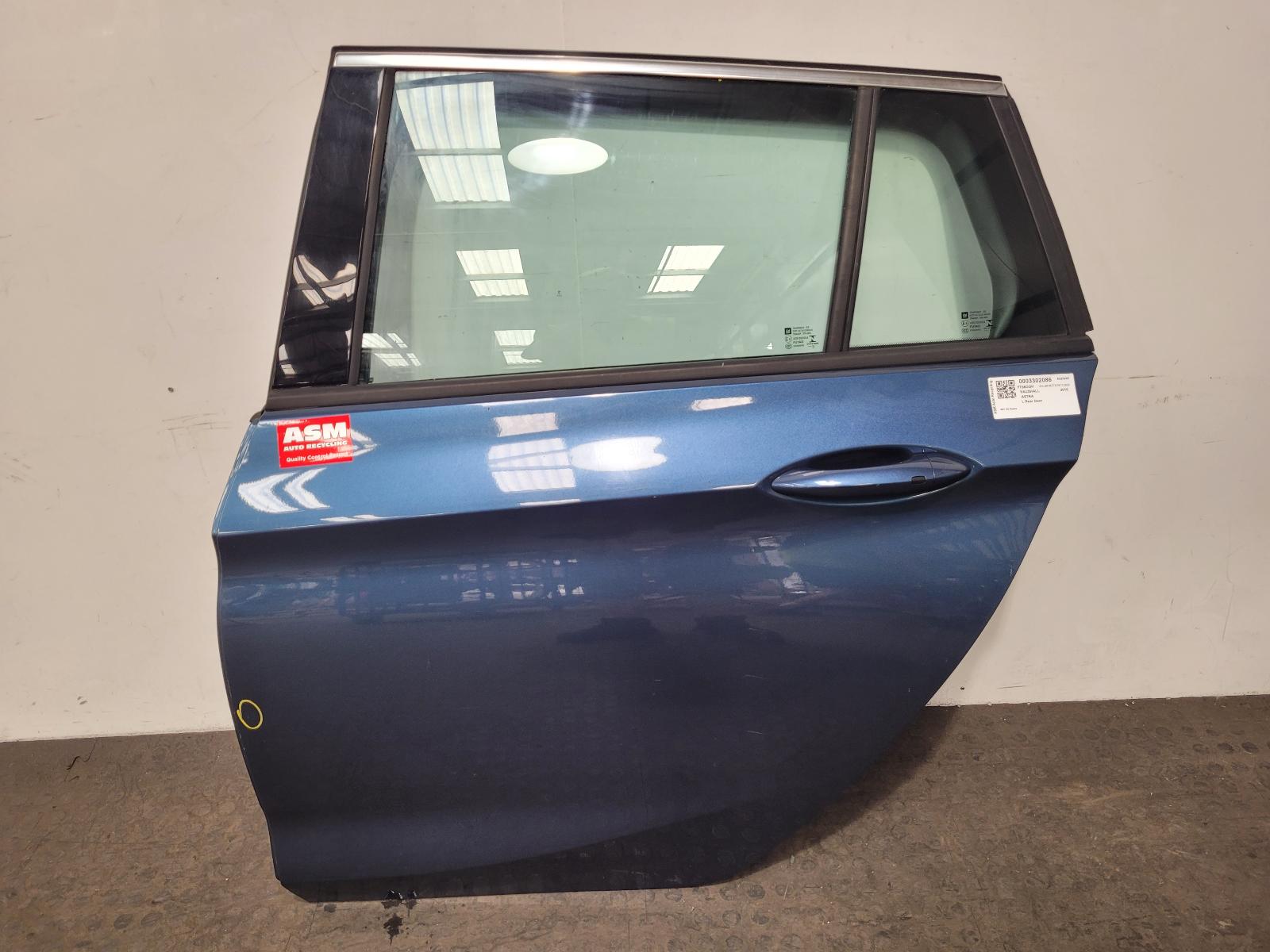 View Auto part L Rear Door Vauxhall Astra 2016