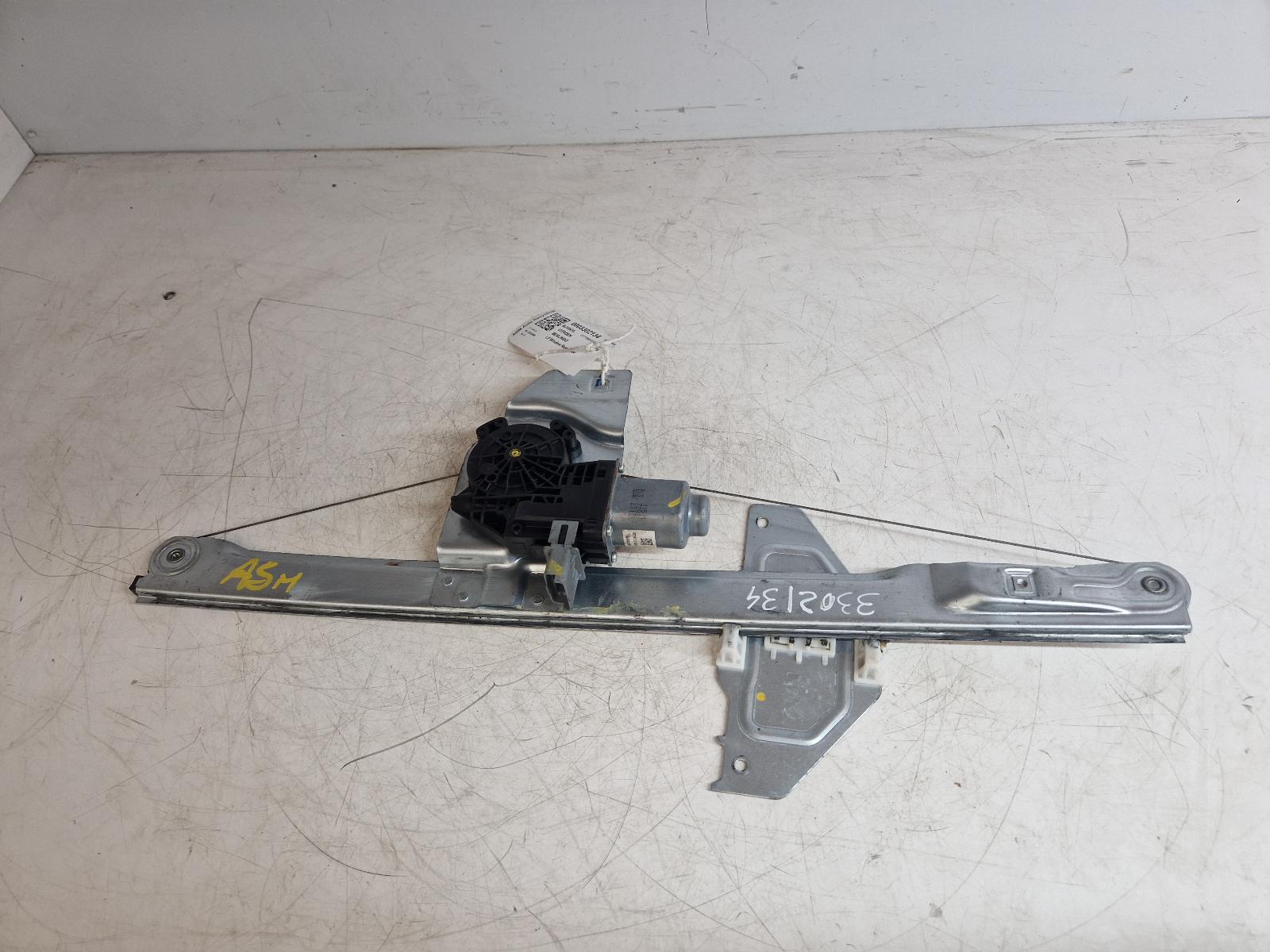 View Auto part LF Window Regulator Citroen Berlingo 2018