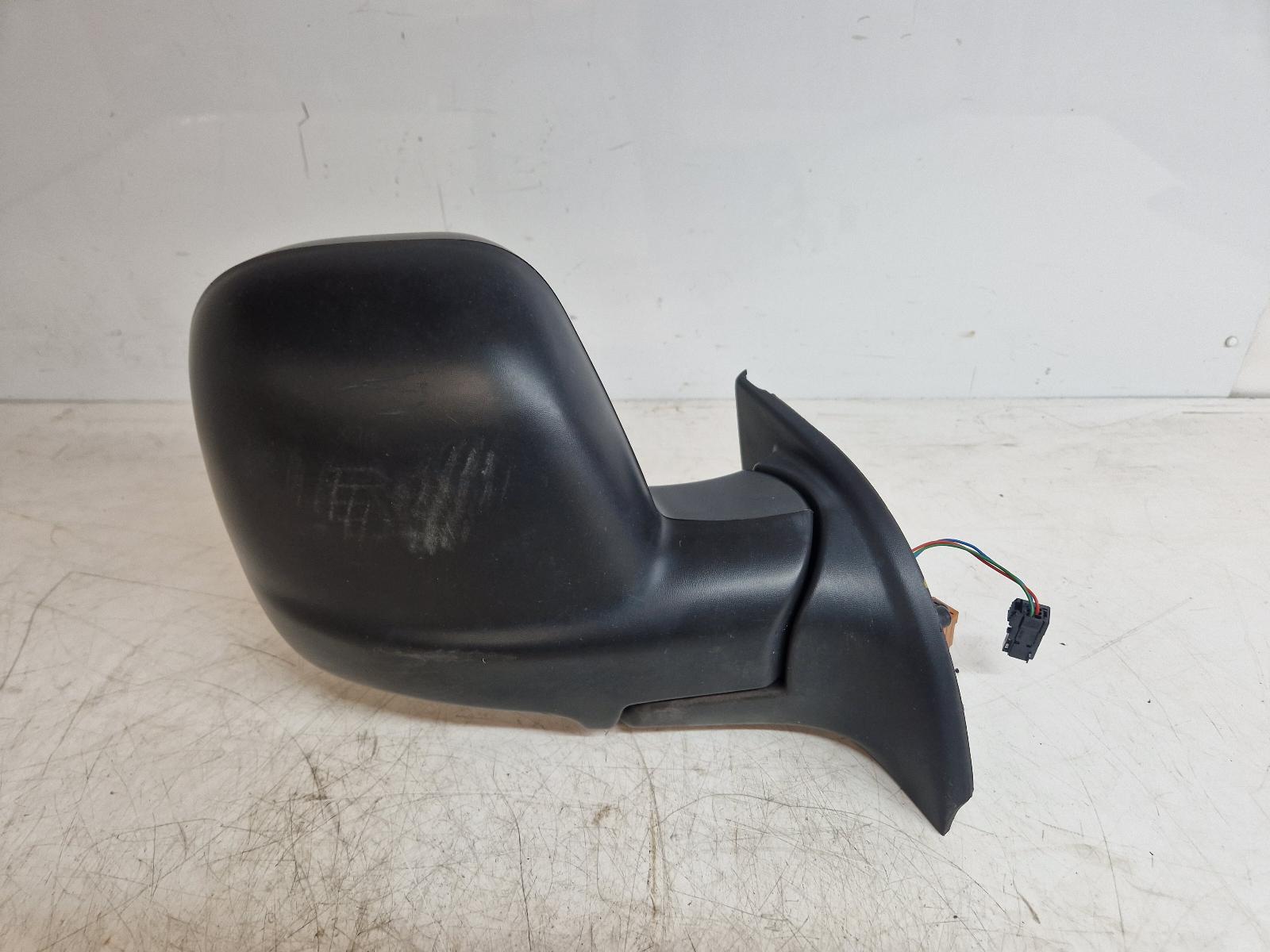 View Auto part R Door Mirror Citroen Berlingo 2018