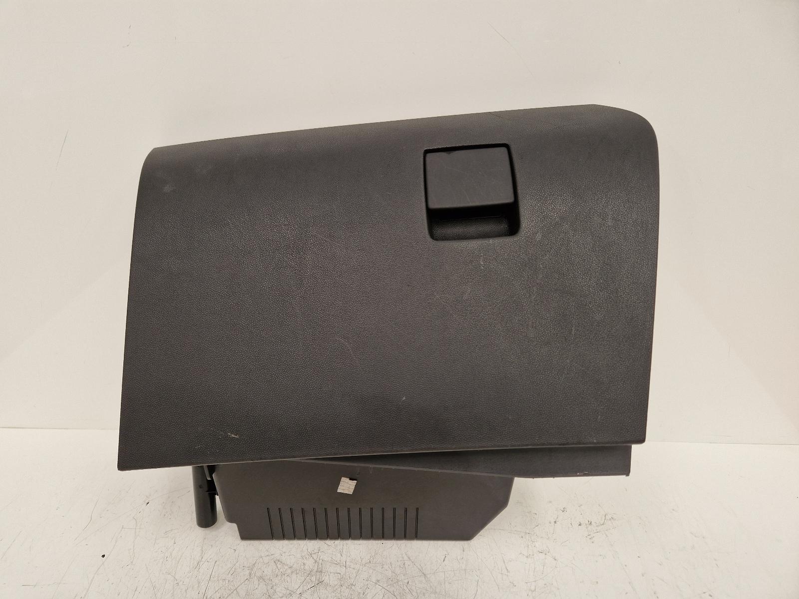 View Auto part Glove Box Vauxhall Astra 2007