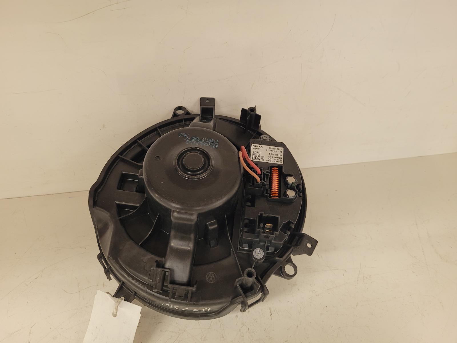 View Auto part Heater Motor/Assembly Volkswagen Golf 2018