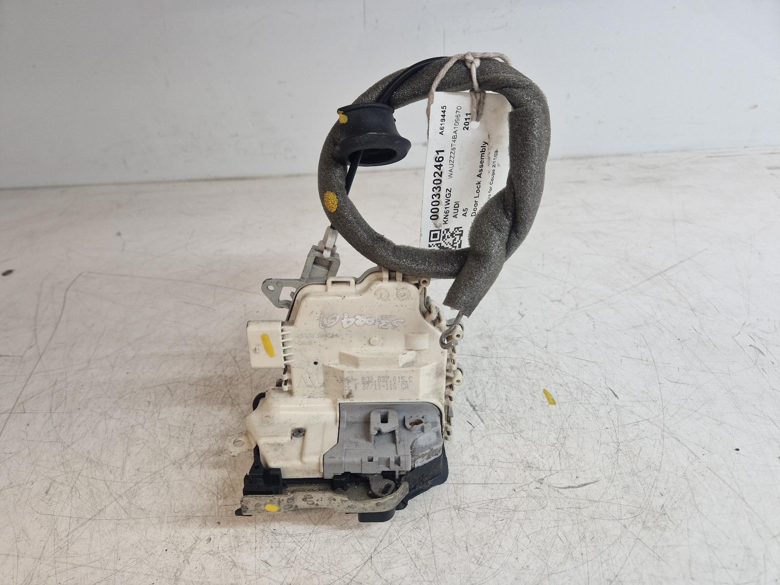View Auto part Door Lock Assembly Audi A5 2011