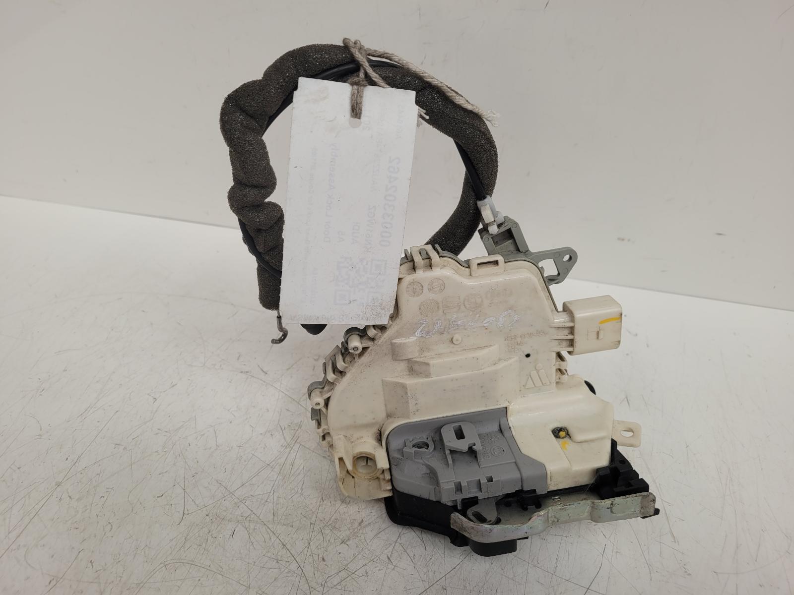 View Auto part Door Lock Assembly Audi A5 2011