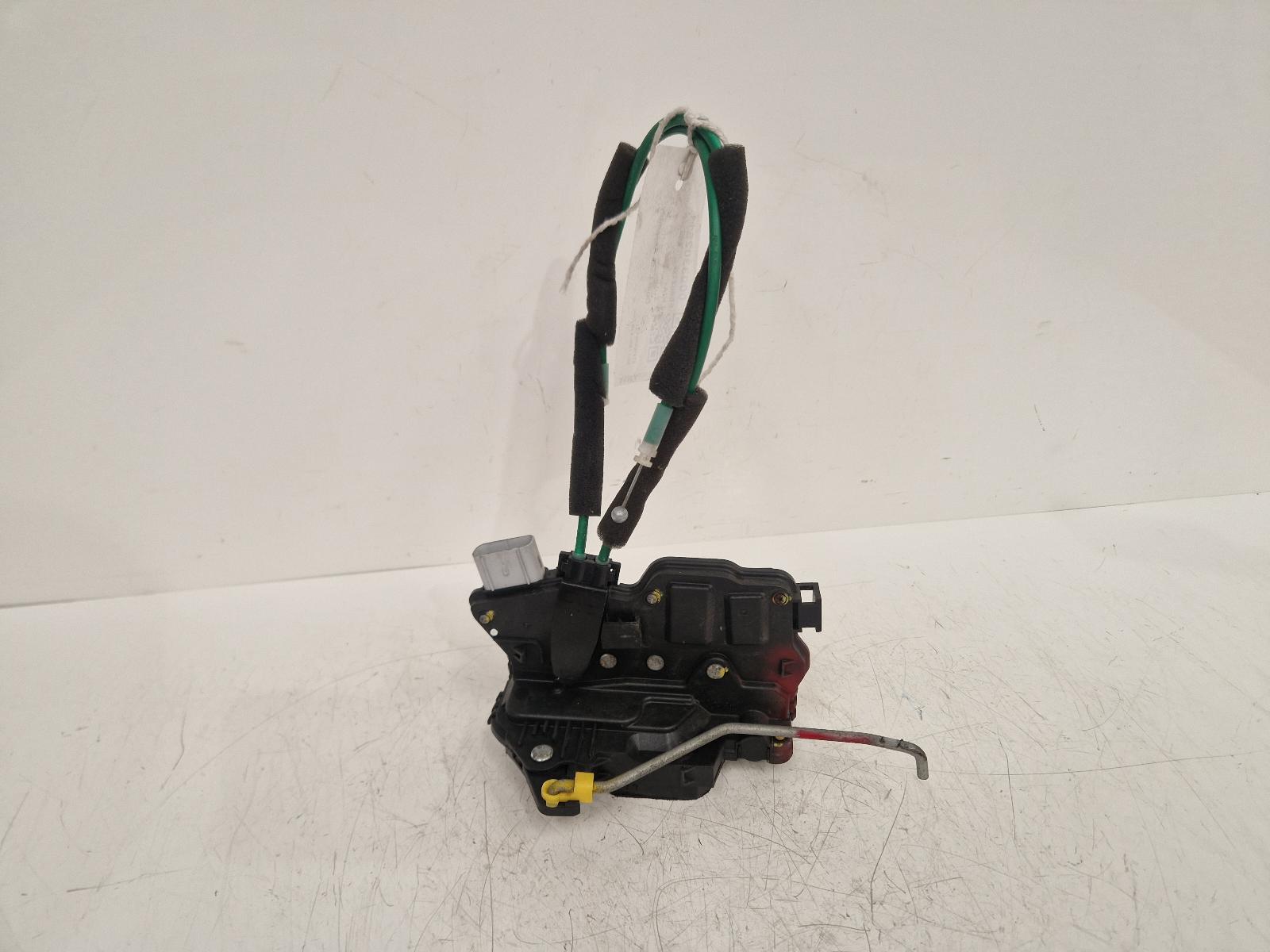 View Auto part Door Lock Assembly Kia Soul 2011