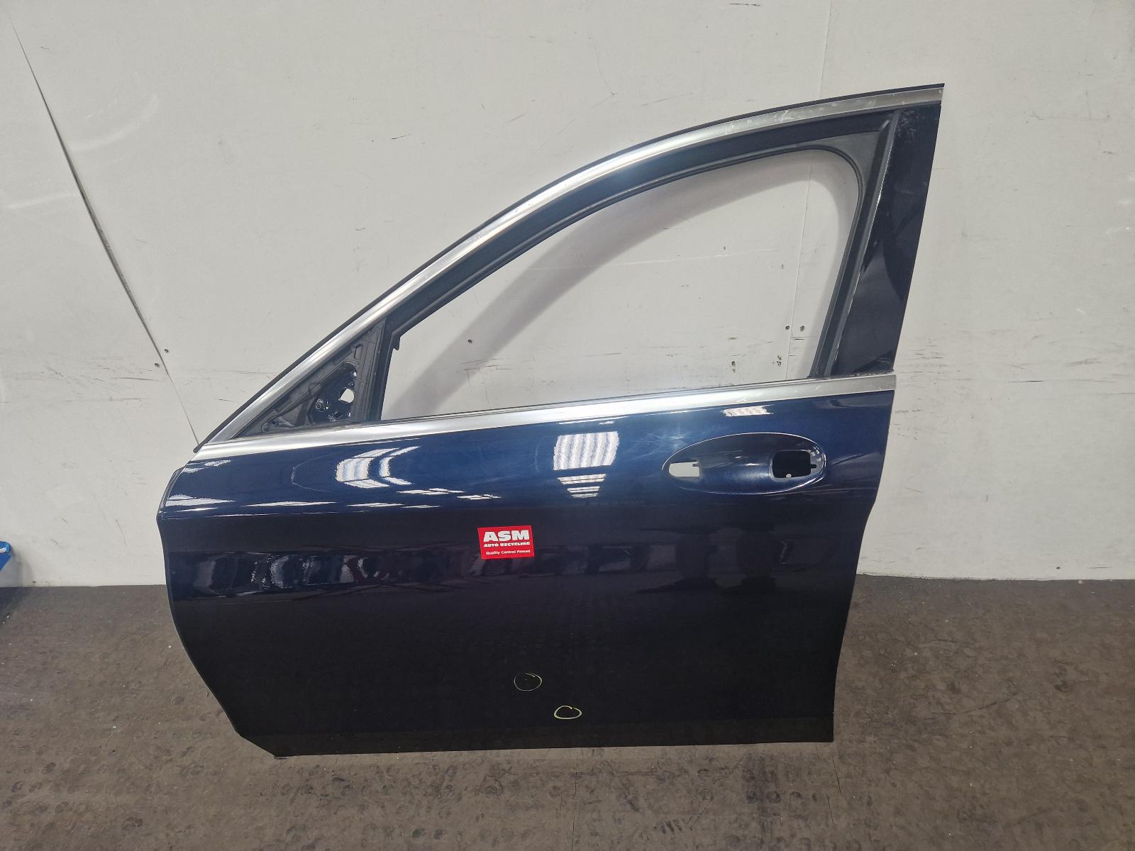 View Auto part L Front Door Mercedes C Class 2014