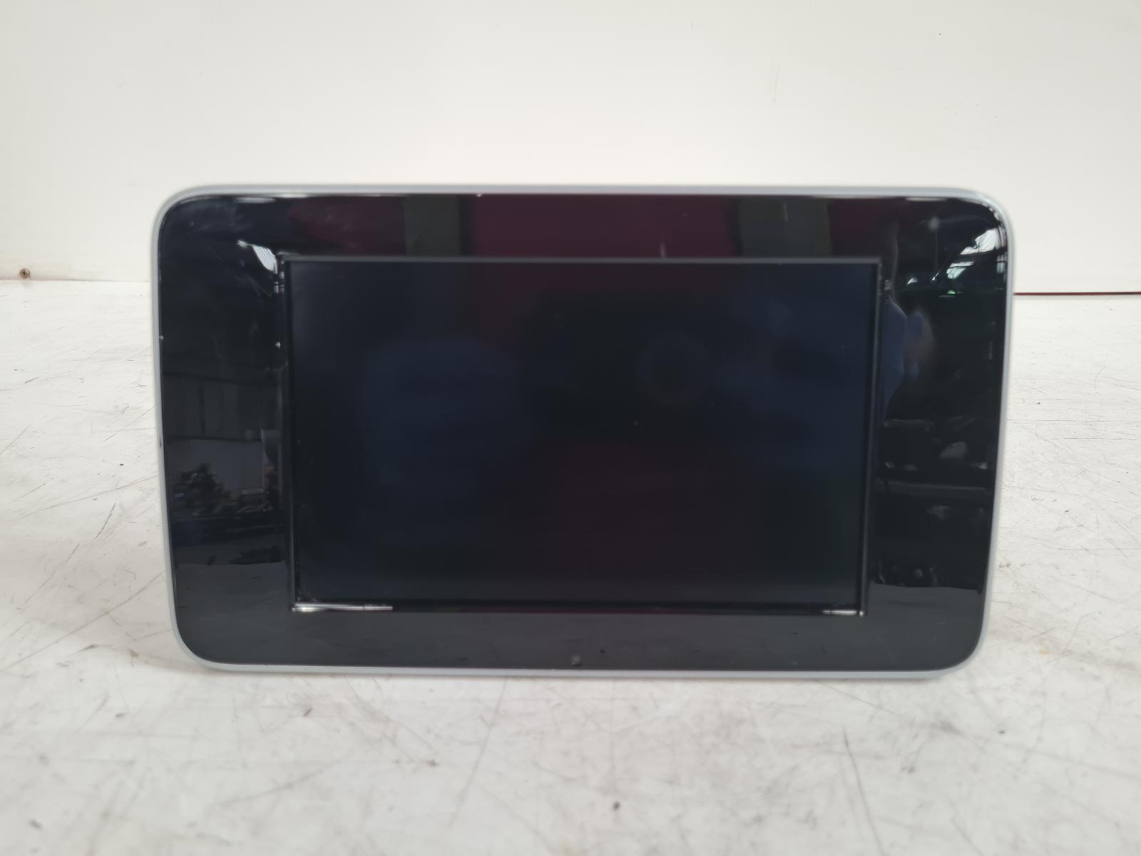 View Auto part Radio Display Mercedes C Class 2014
