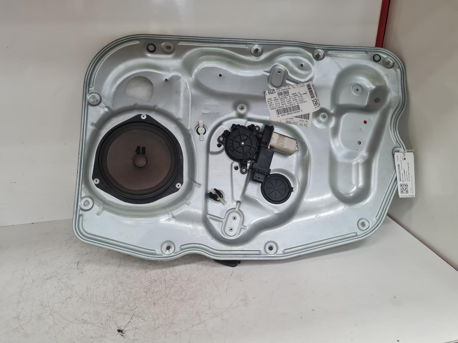 View Auto part RF Window Regulator Alfa Romeo Giulietta 2011