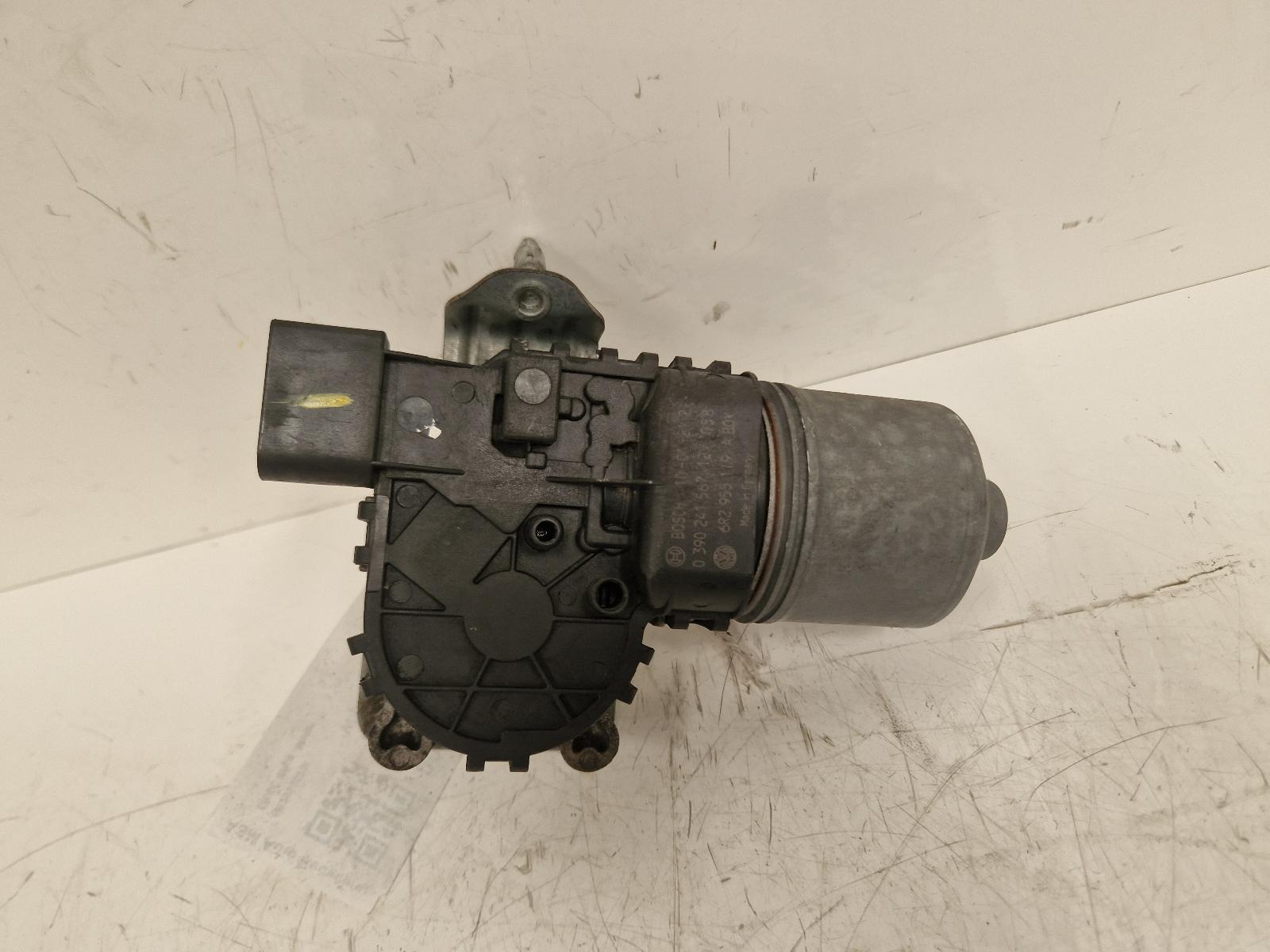 View Auto part Wiper Motor Front Volkswagen Polo 2010