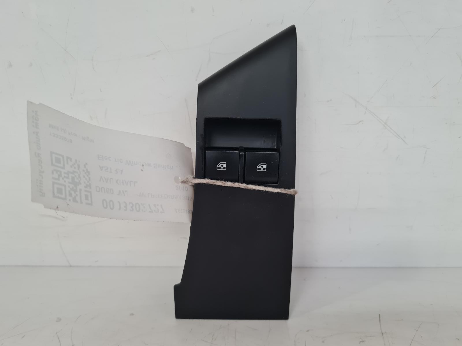 View Auto part Elect. Window Switch Vauxhall Astra 2010