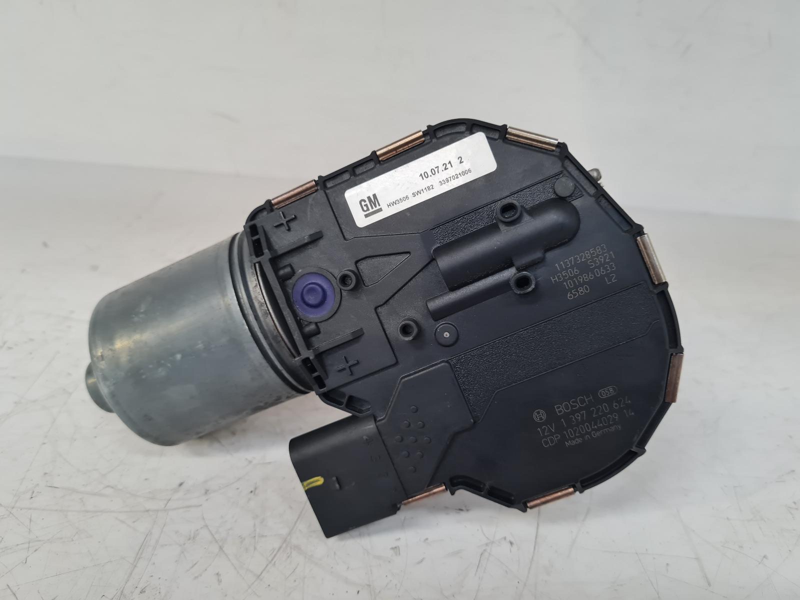 View Auto part Wiper Motor Front Vauxhall Astra 2010