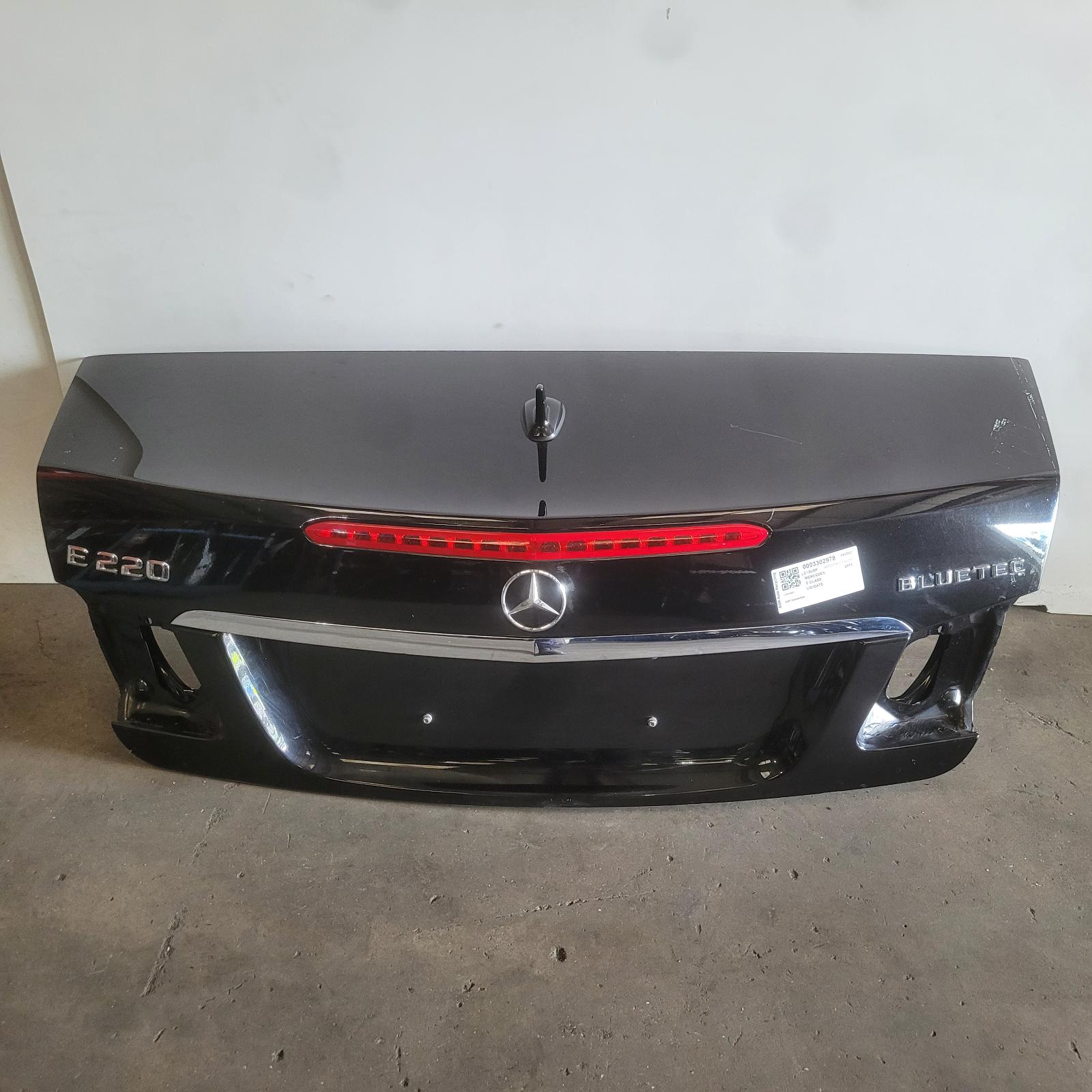 View Auto part Bootlid/Tailgate Mercedes E Class 2015