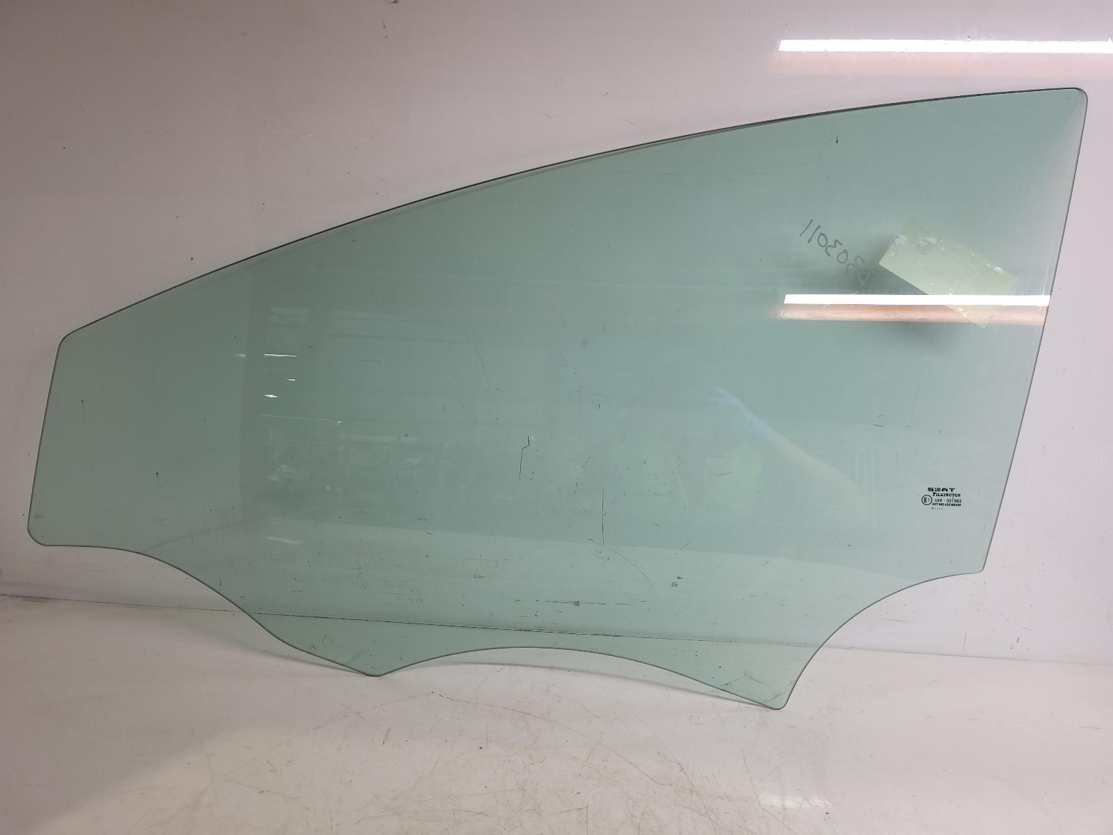 View Auto part LF Door Window Seat Leon 2010