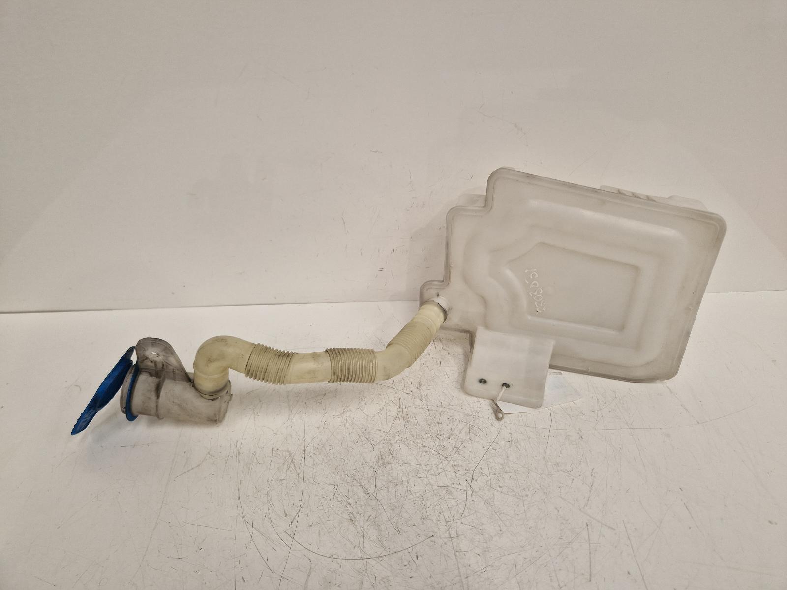 View Auto part Washer Bottle Seat Leon 2010
