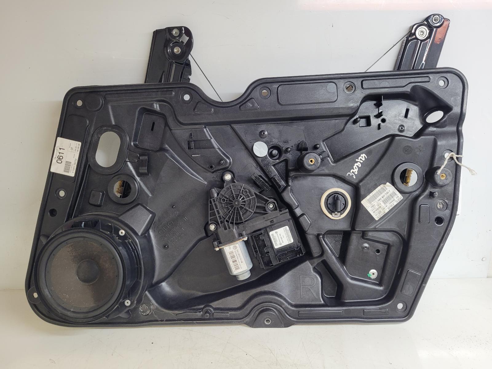 View Auto part RF Window Regulator Volkswagen Golf 2011