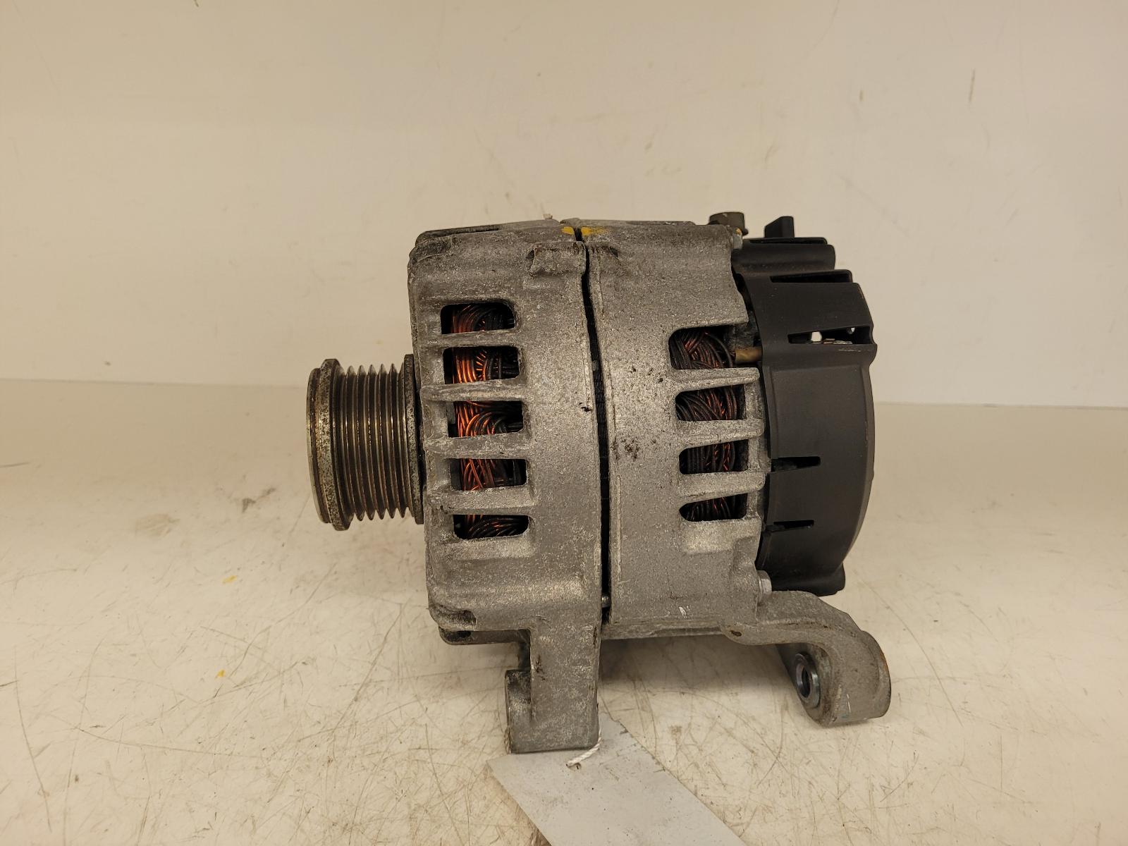 View Auto part Alternator Bmw 3 Series 2014
