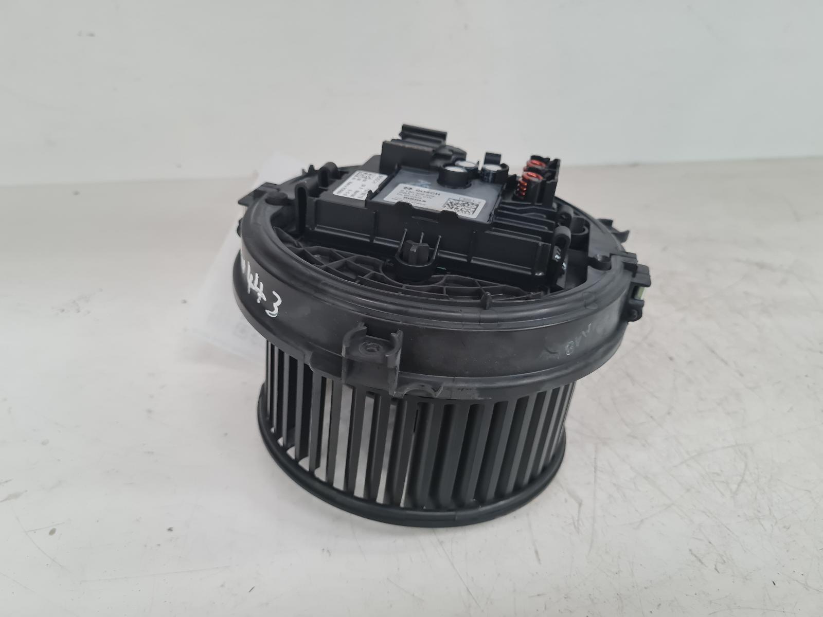 View Auto part Heater Motor/Assembly Vauxhall Astra 2016