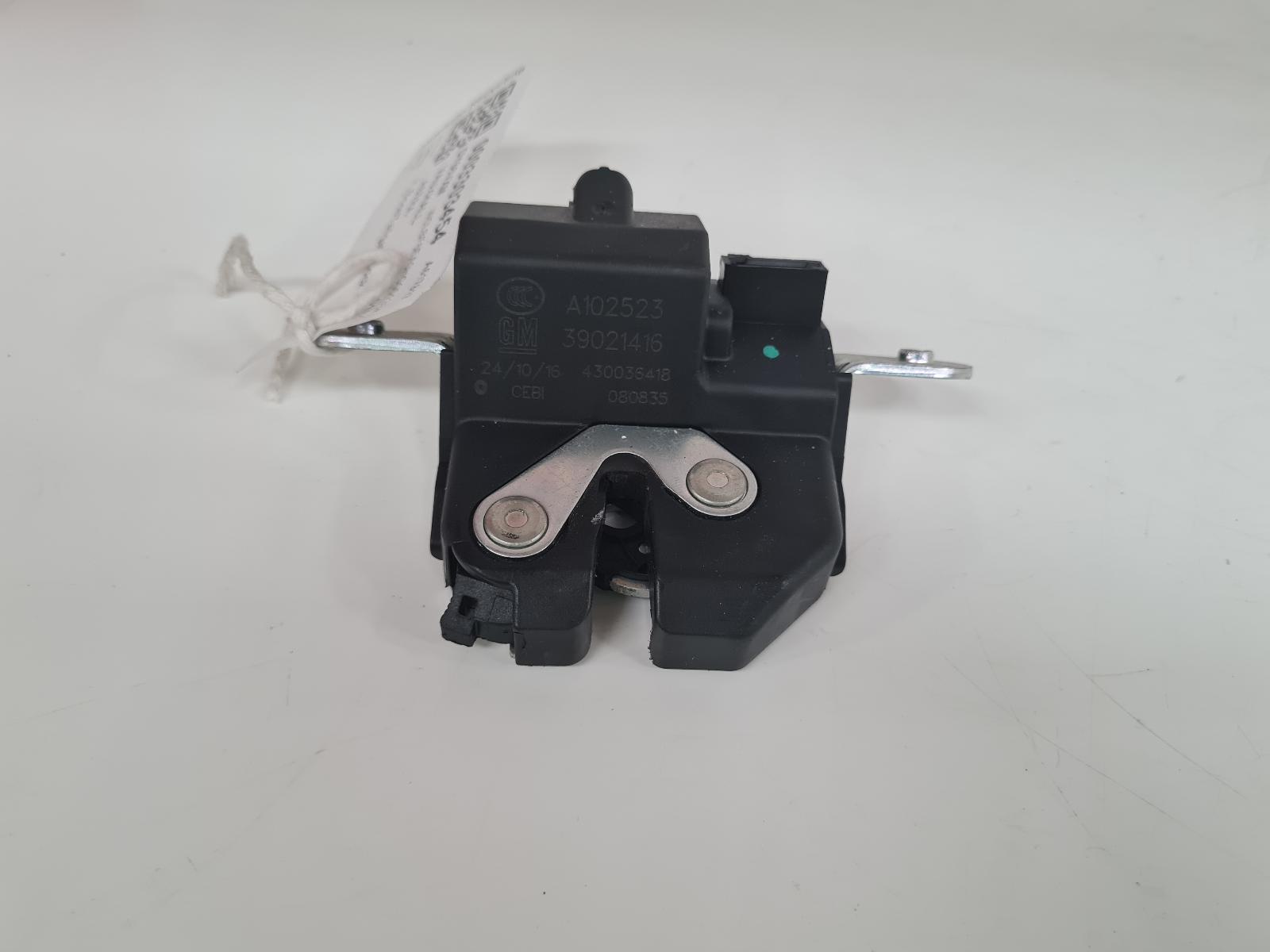 View Auto part Bootlid/Tailgate Lock Vauxhall Astra 2016
