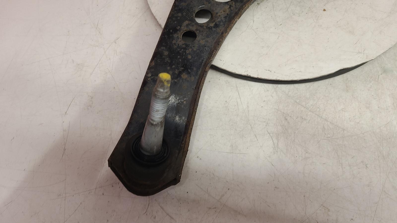 View Auto part LF Lower Control Arm Vauxhall Astra 2016