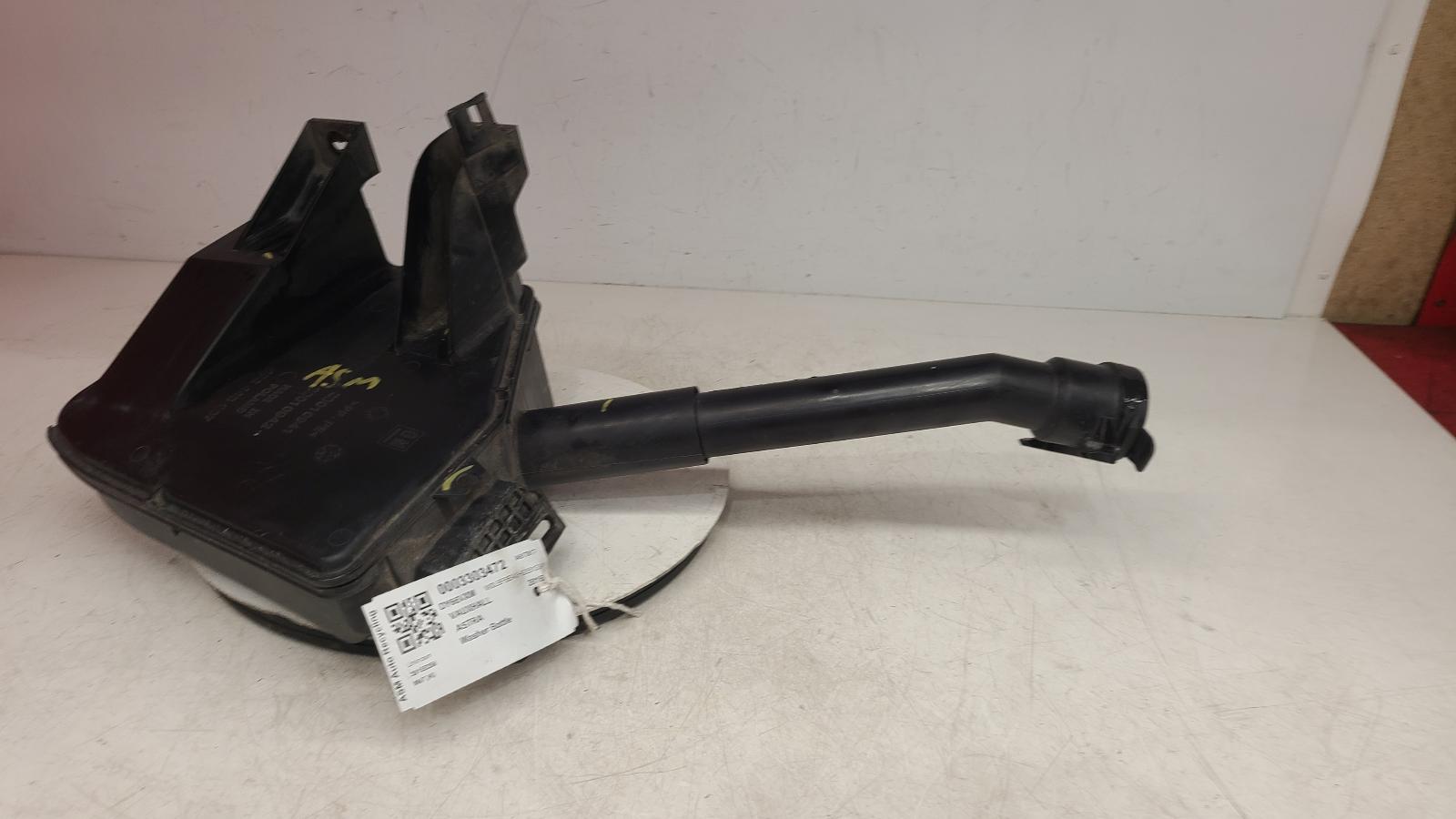View Auto part Washer Bottle Vauxhall Astra 2016