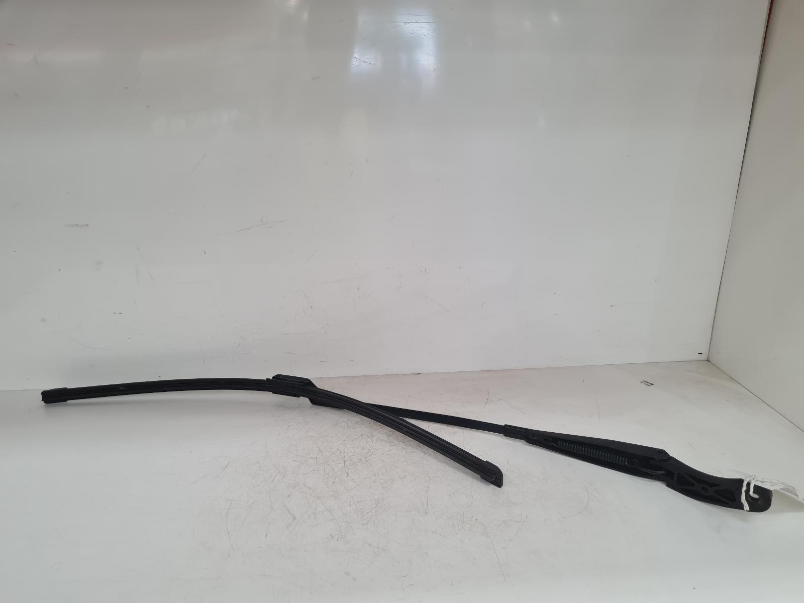 View Auto part Wiper Arm Vauxhall Astra 2016