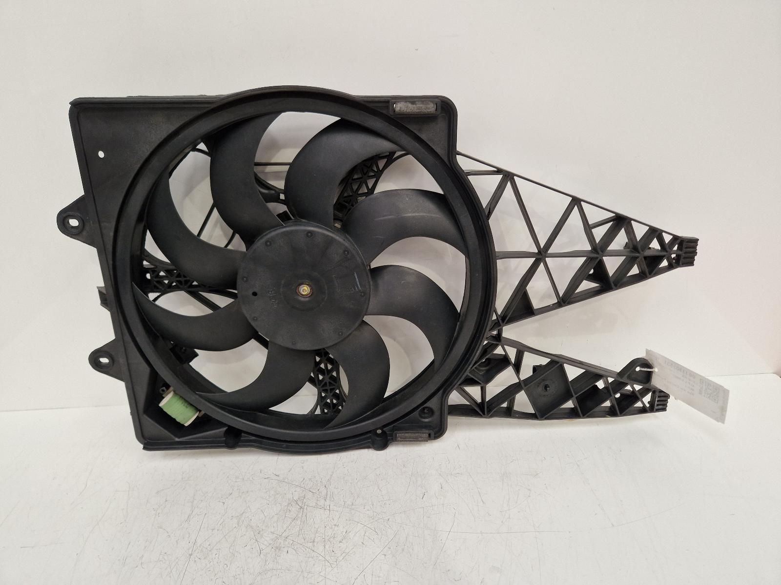 View Auto part Engine Cooling Motor Alfa Romeo Mito 2016