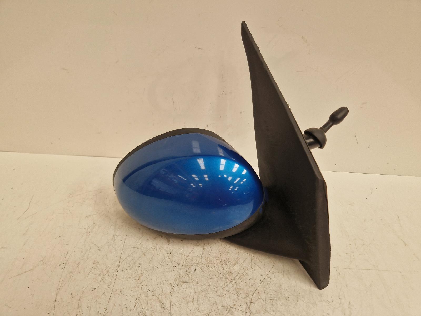 View Auto part R Door Mirror Toyota Aygo 2010