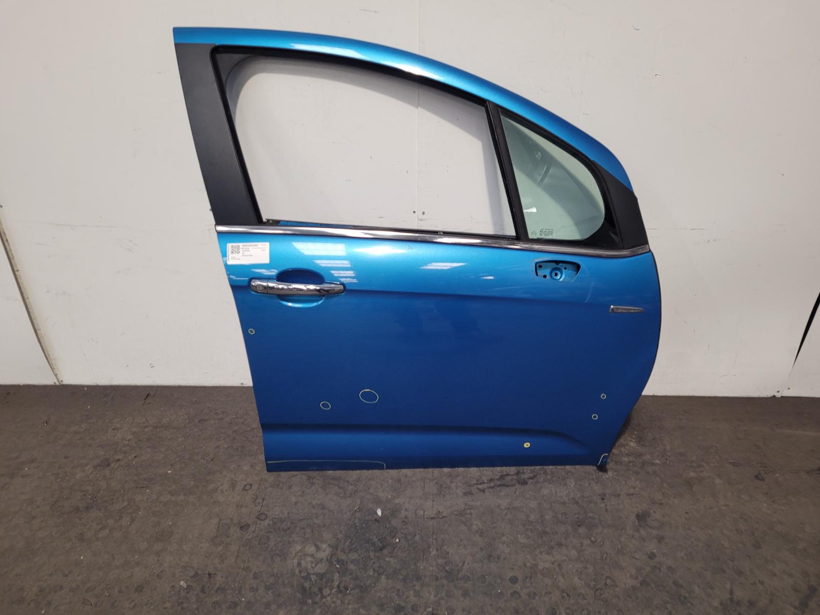 View Auto part R Front Door Citroen C3 2012