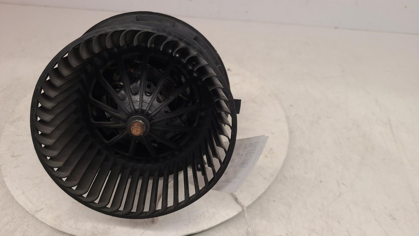 View Auto part Heater Motor/Assembly Citroen C3 2012