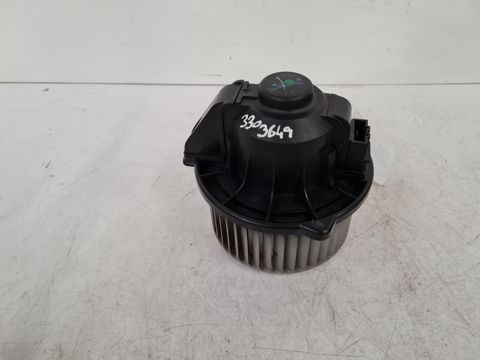 View Auto part Heater Motor/Assembly Land Rover Range Rover Sport 2005