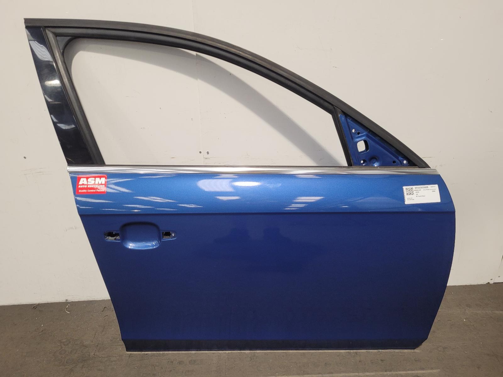 View Auto part R Front Door Audi A4 2009