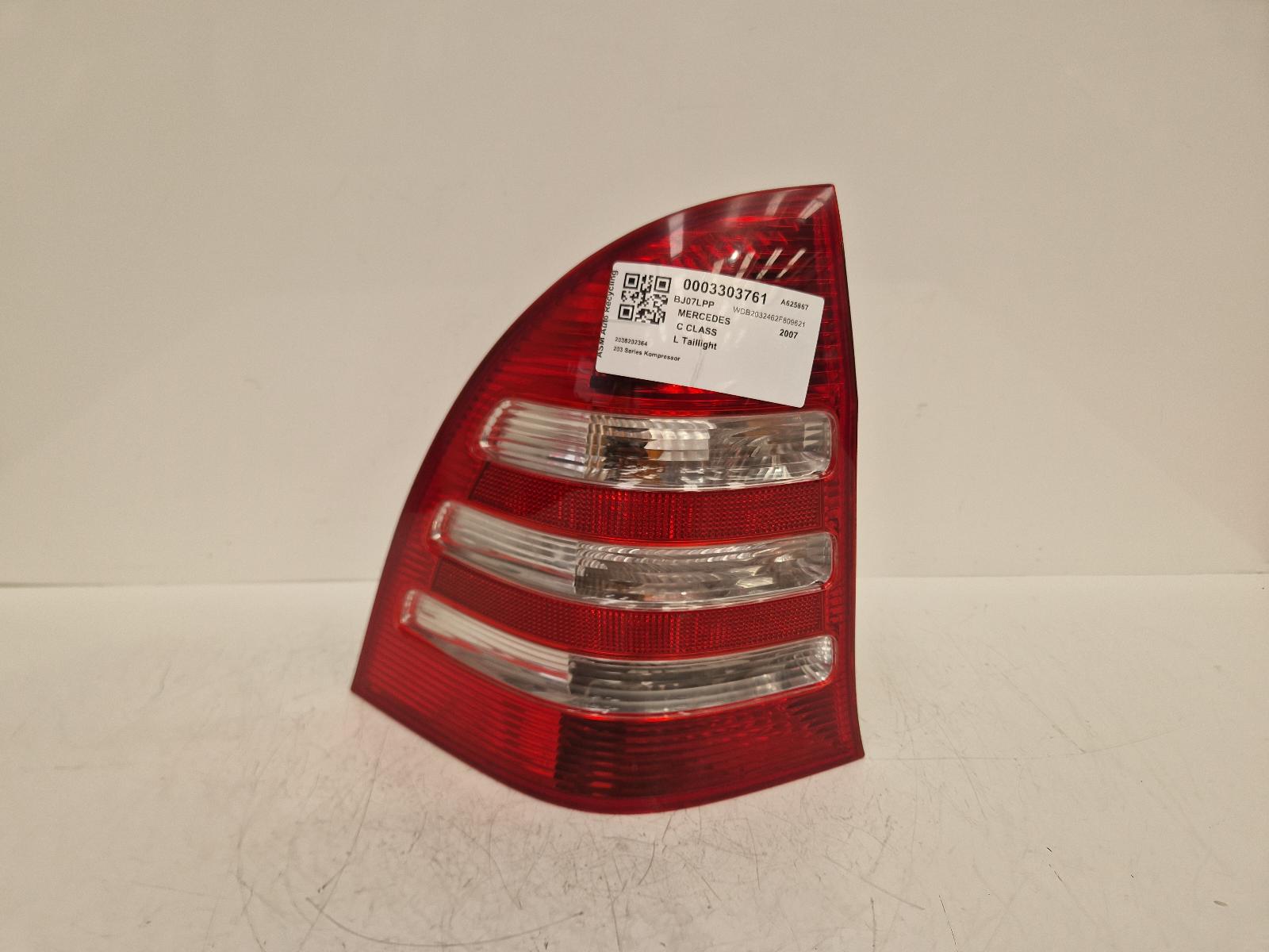 View Auto part L Taillight Mercedes C Class 2007