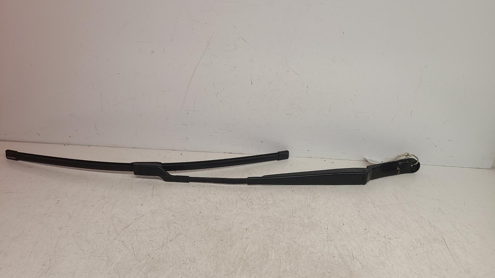 View Auto part Wiper Arm Vauxhall Astra 2014