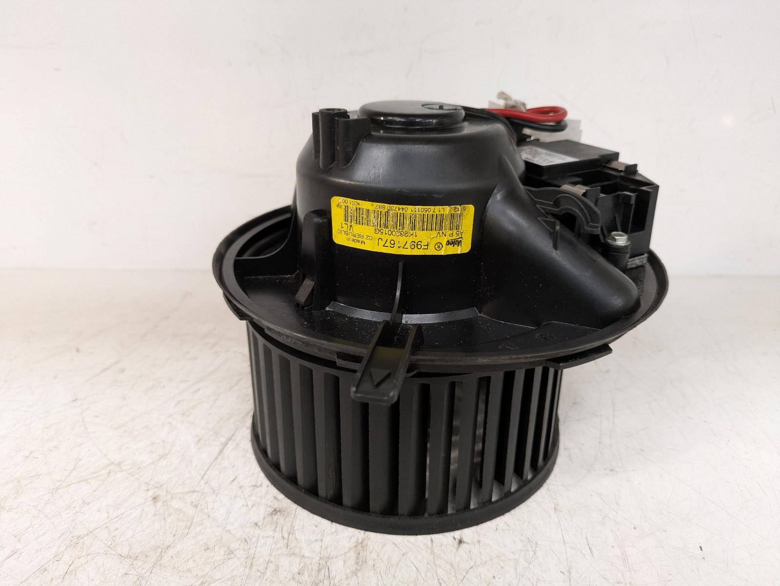 View Auto part Heater Motor/Assembly Skoda Superb 2011