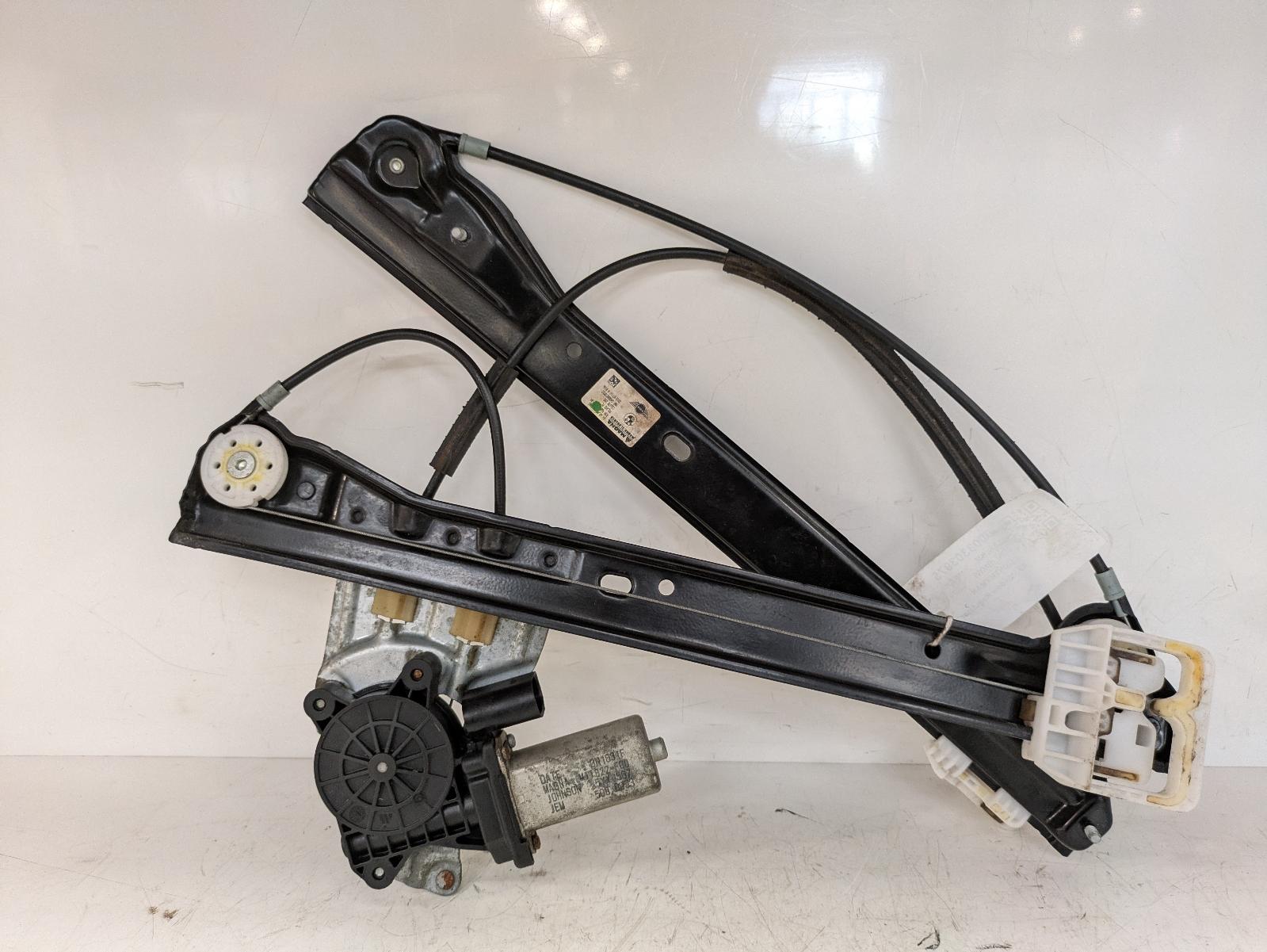 View Auto part RF Window Regulator Mini (bmw) Countryman 2012