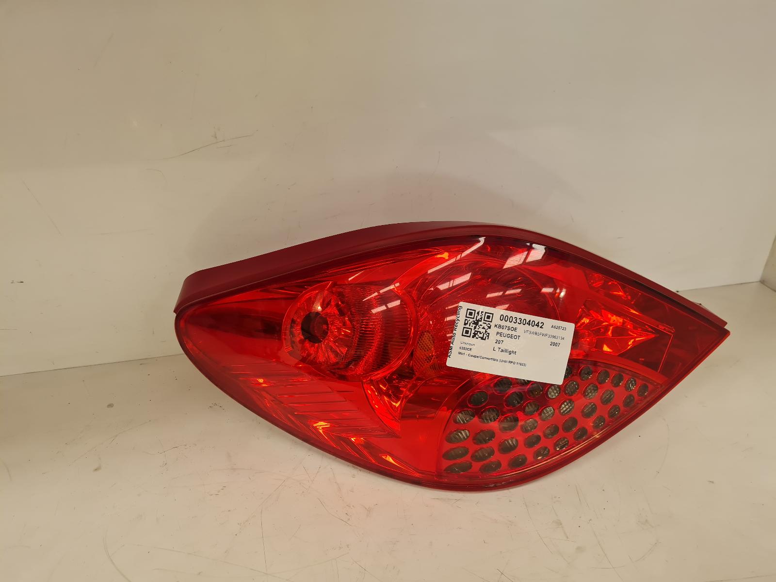 View Auto part L Taillight Peugeot 207 2007