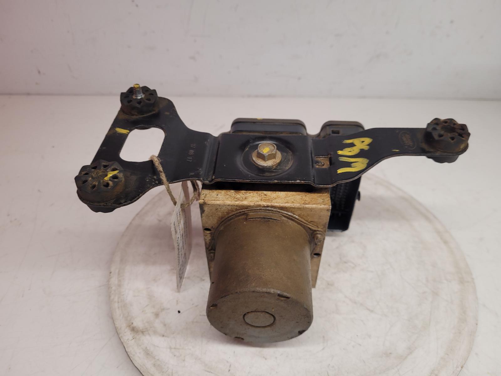 View Auto part ABS Pump/Modulator Land Rover Range Rover 2017