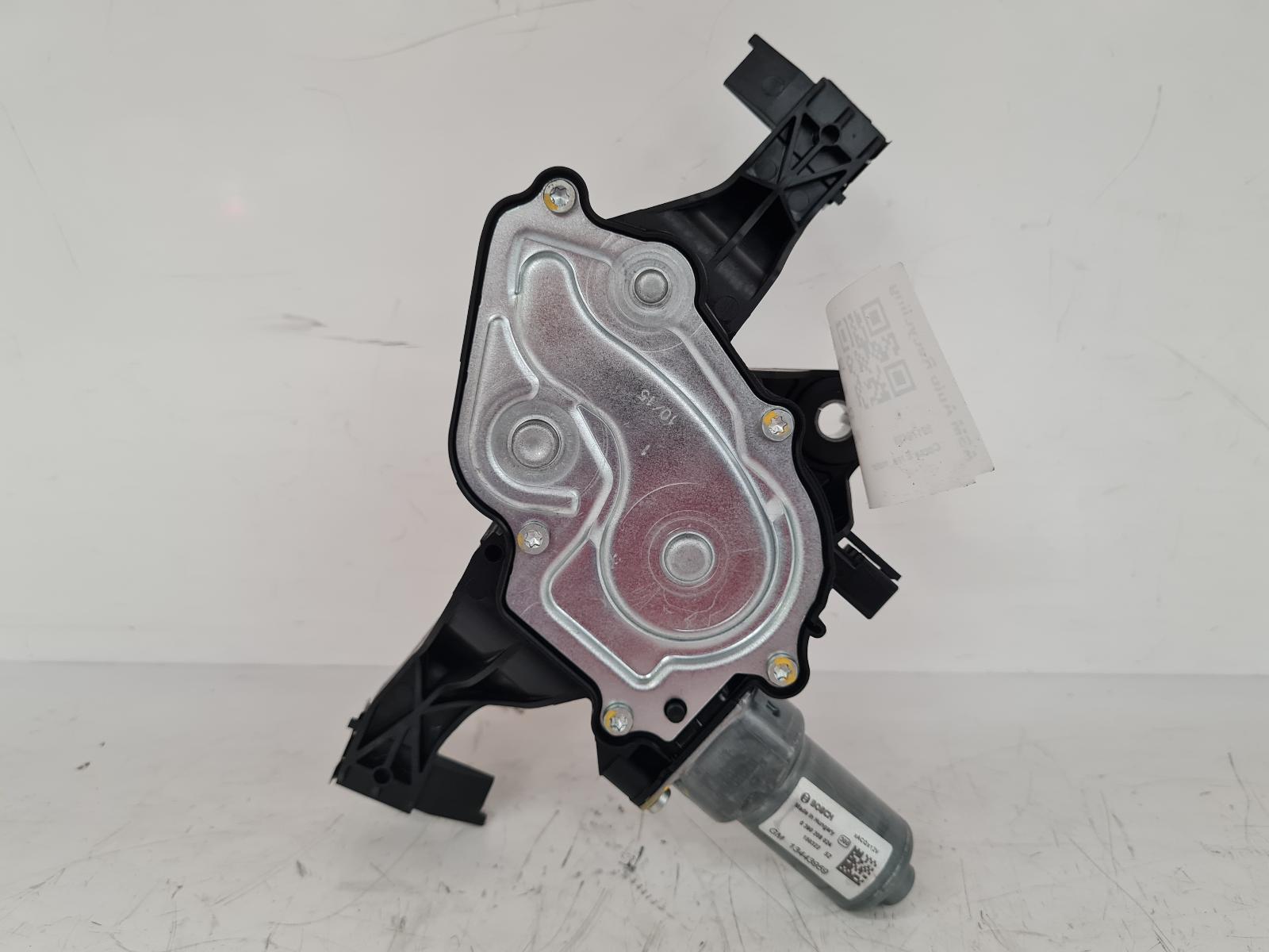 View Auto part Wiper Motor Rear Vauxhall Corsa 2015