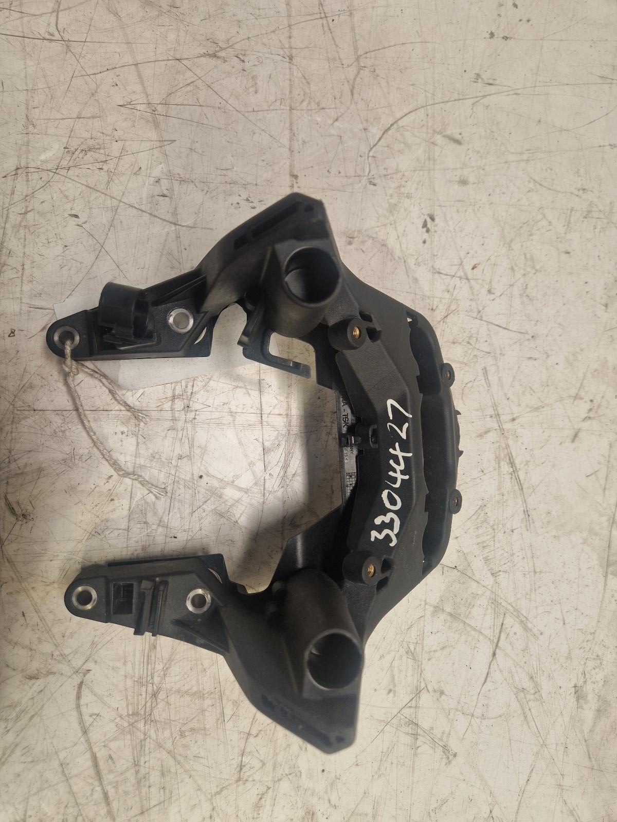 View Auto part Misc Bracket Bmw F900r 2025