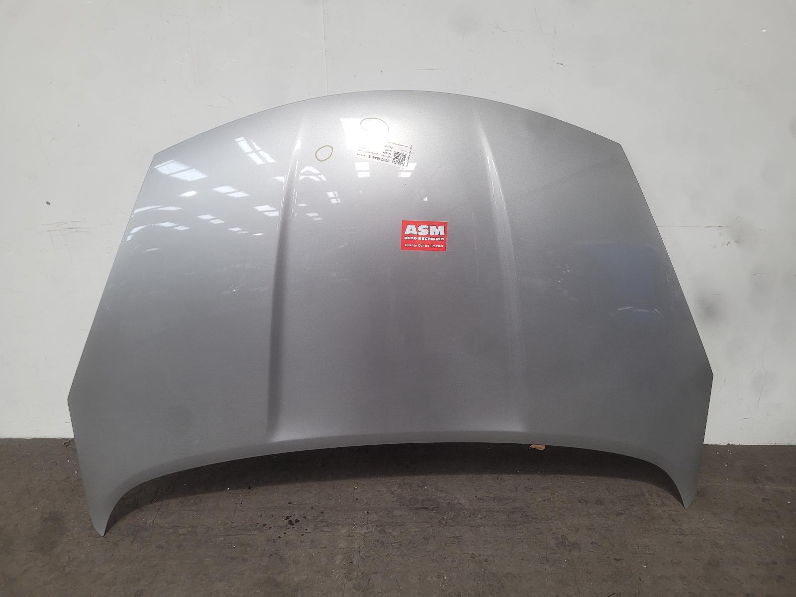 View Auto part Bonnet Nissan Note 2011