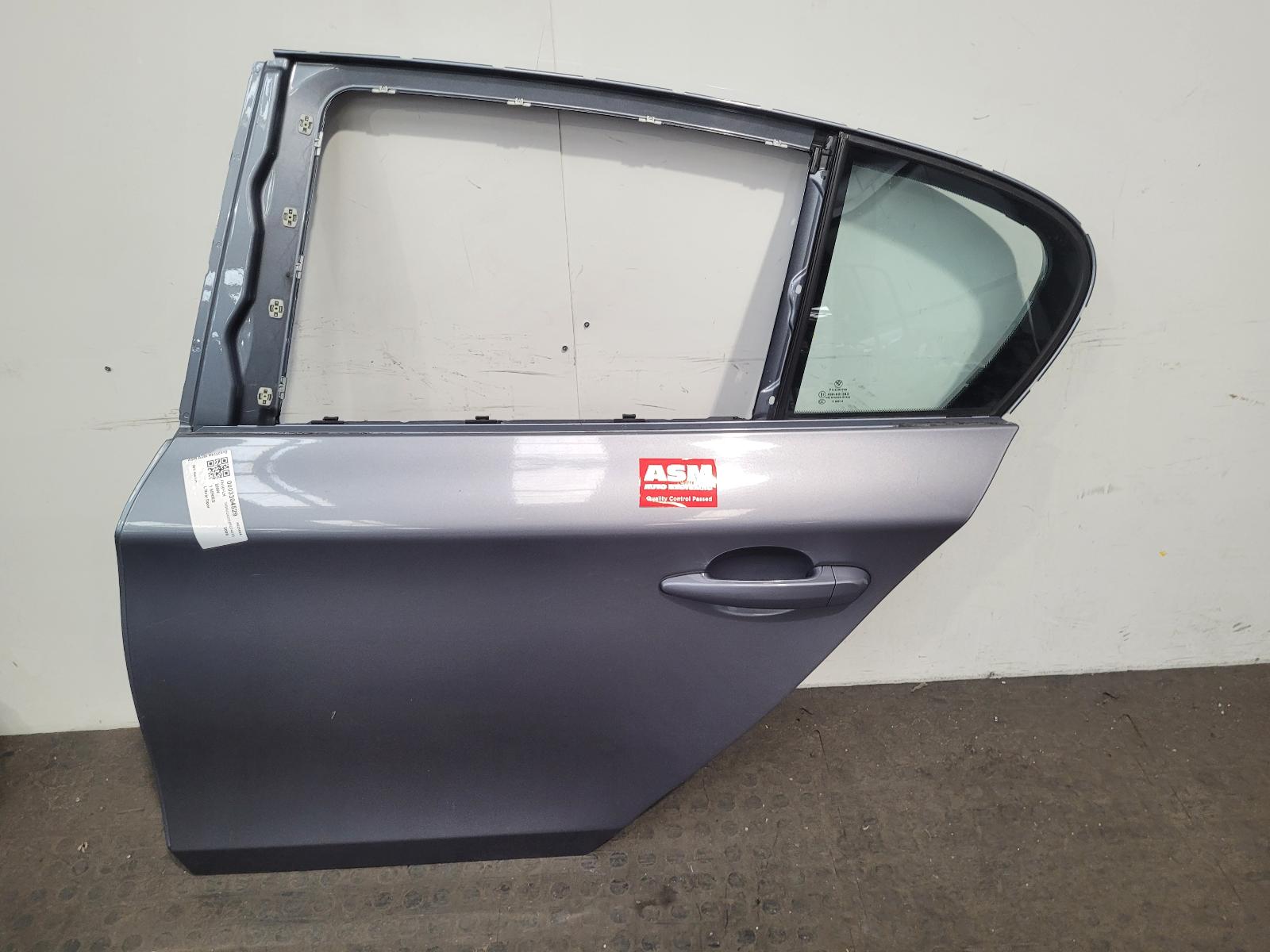 View Auto part L Rear Door Bmw 1 Series 2006