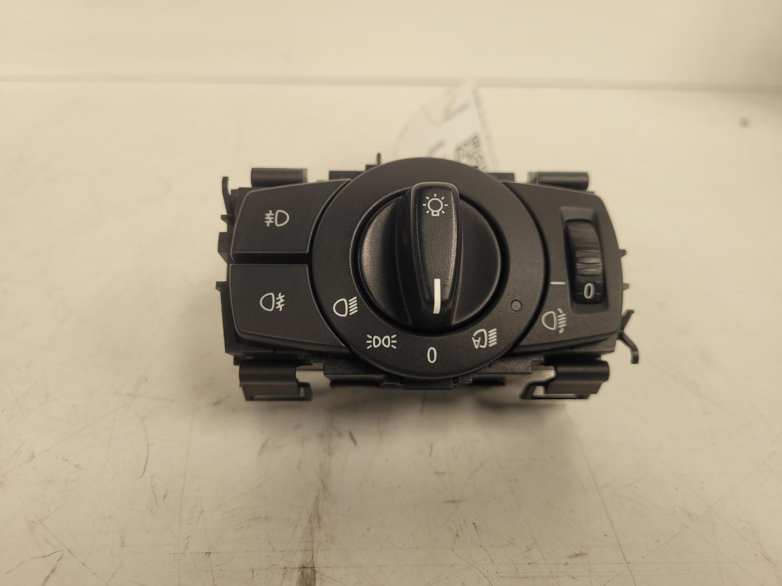 View Auto part Headlight Switch Bmw 1 Series 2006