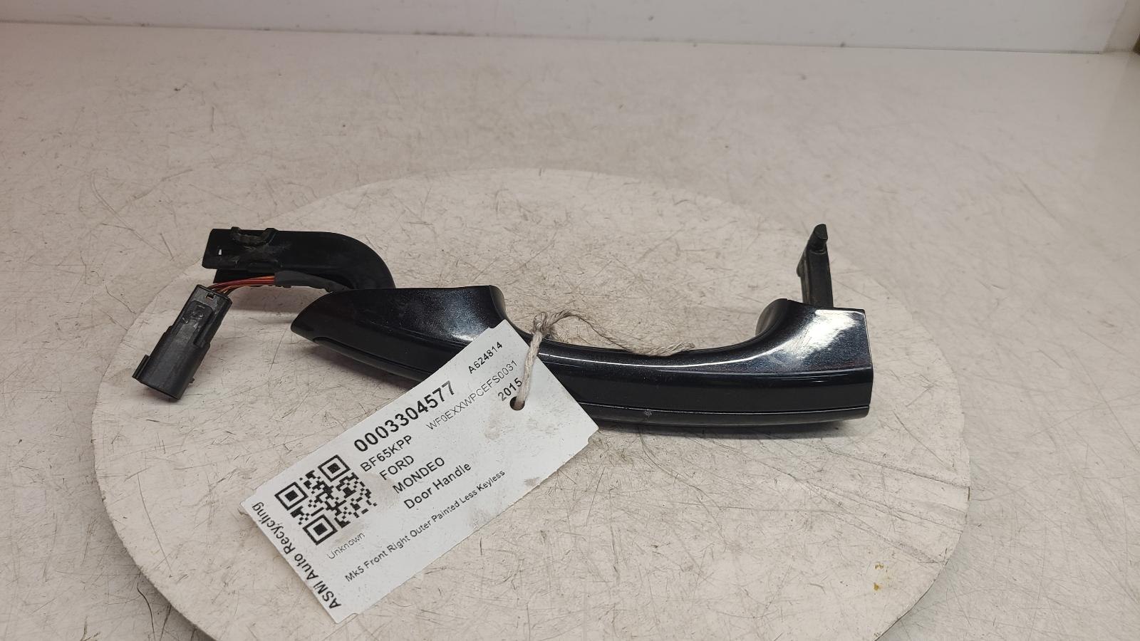 View Auto part Wiper Arm Mercedes A Class 2020