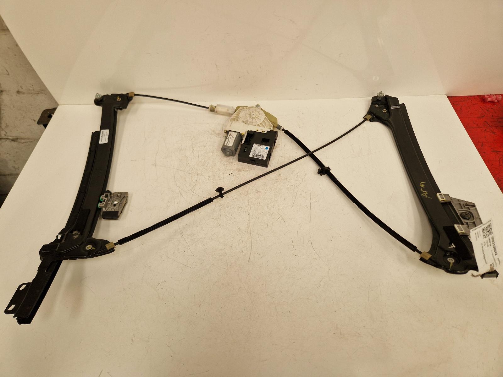 View Auto part LF Window Regulator Volvo C70 2006